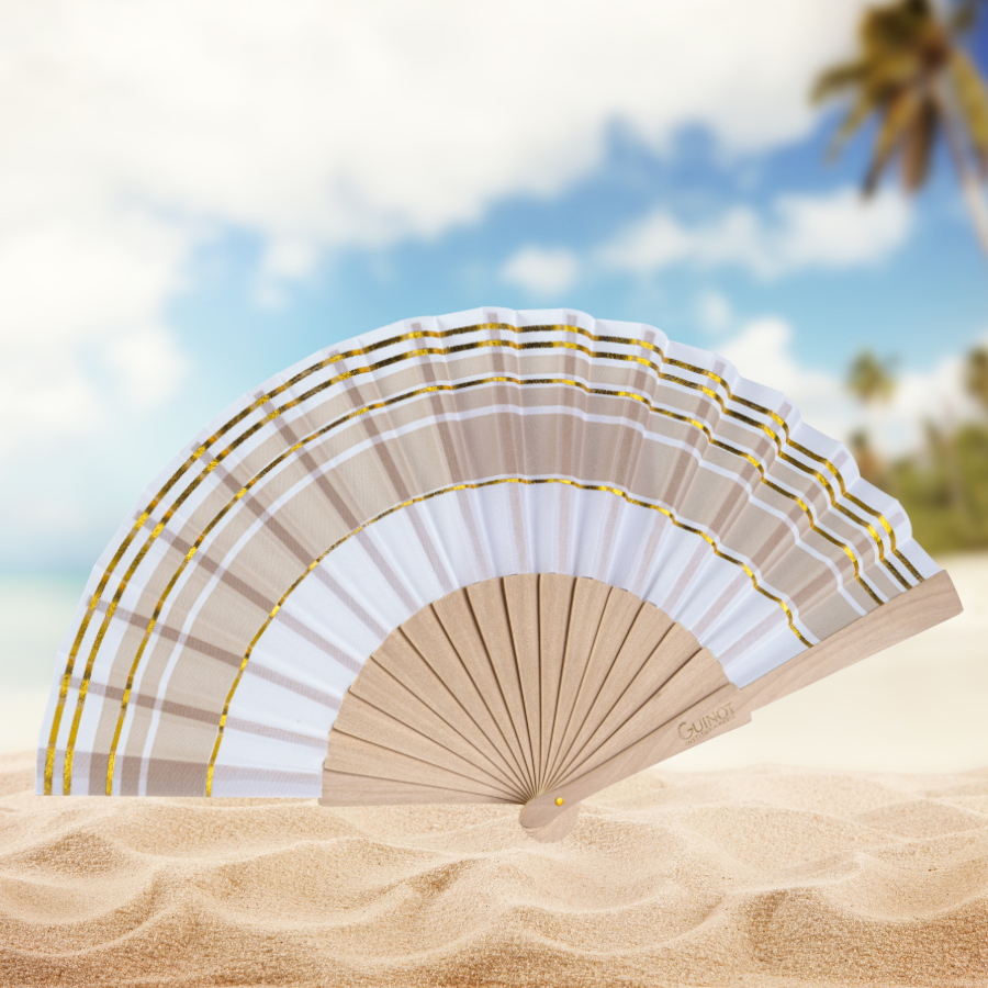 Receive as a gift: Your Guinot fan