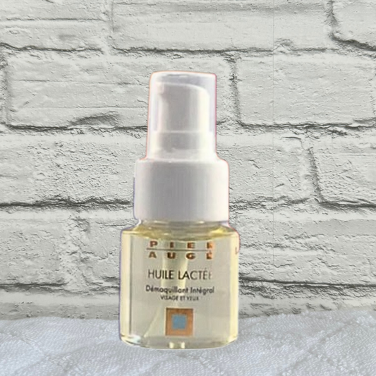 GIFT - Pier Augé Milky Face &amp; Eye Makeup Remover Oil - 30ml